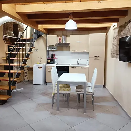 La Suite Del Ponte Paradosso *
